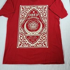 Vintage Obey Men's Graphic T-shirt Size L